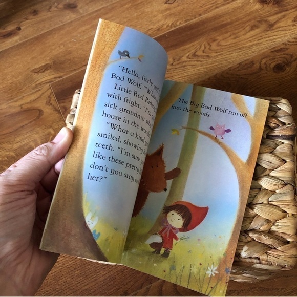 Children’s book: Little Red Riding Hood paperback - Picture 3 of 5